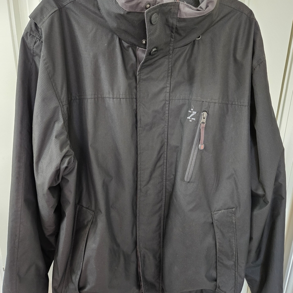 Izod Charcoal Windbreaker Jacket - Picture 1 of 6
